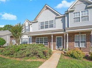 7724 Petrea Ln, Charlotte, NC 28227