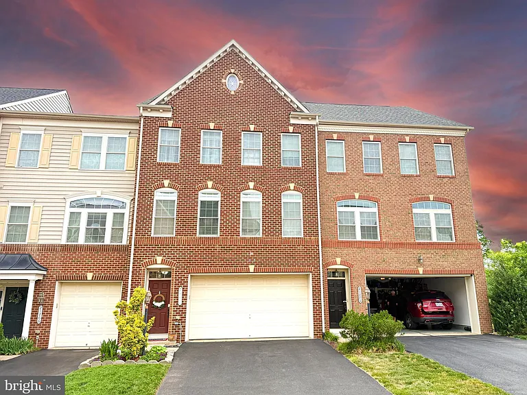 21268 Park Grove Ter — Photo 4
