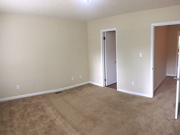 4th image of 3726 Aksarben Dr