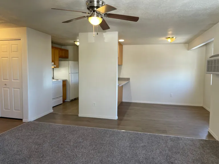 2393 Howard Ave #B — Photo 1