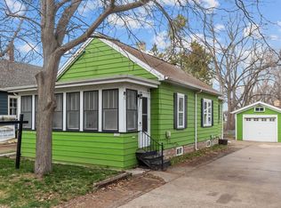 1230 Bay Shore Dr, Oshkosh, WI 54901