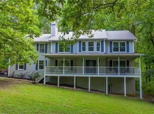 196 Poplar Ridge Ln, Lula, GA 30554