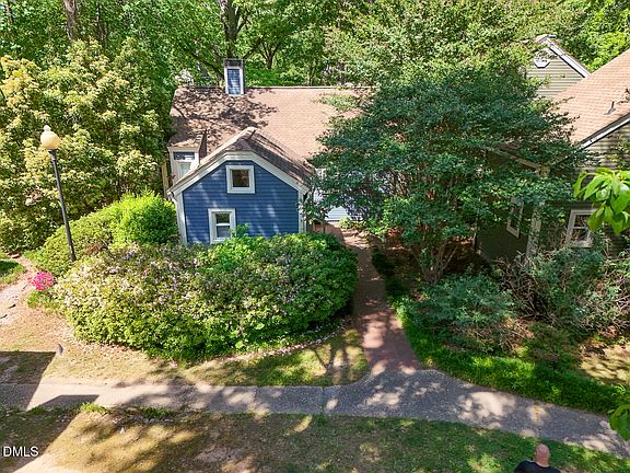 3rd image of 5809 Sentinel Dr