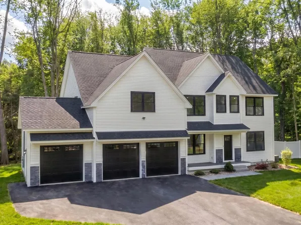 5 Highland Avenue, Salem, NH 03079