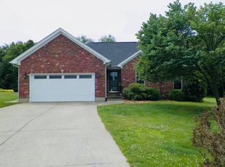 1711 Parkwood Ct NE, Palmyra, IN 47164