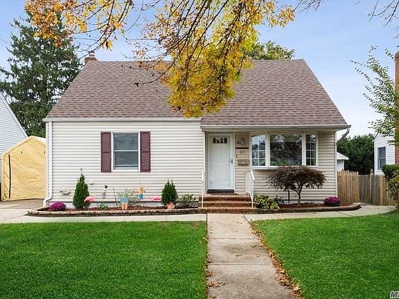 2nd image of 67 Audrey Ave