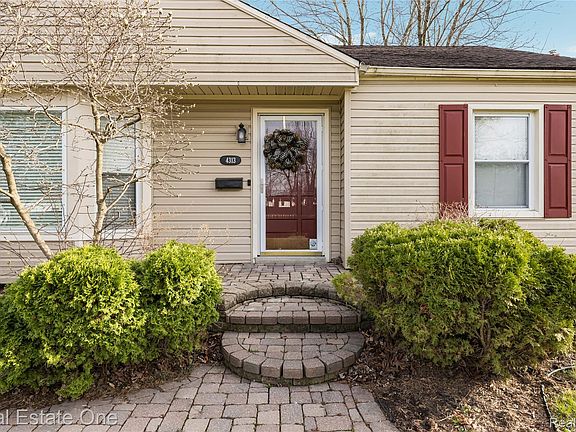4th image of 4313 Berkshire Rd
