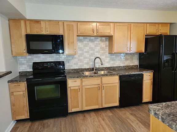 4th image of 1220 E Edwards Ave
