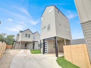 7208 Providence Ave #2, Austin, TX 78752