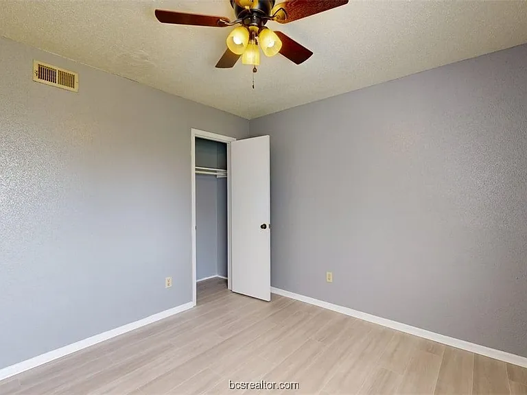 1524 Pine Ridge Dr #B — Photo 14