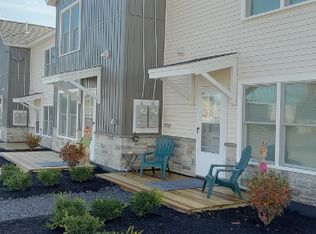 54 College Ave #B5-502, Waterville, ME 04901