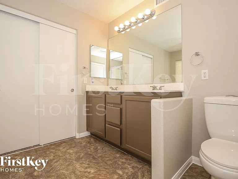 6345 Salmon Mountain Ave — Photo 9