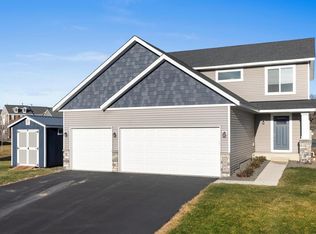 1598 Wilking Way, Shakopee, MN 55379