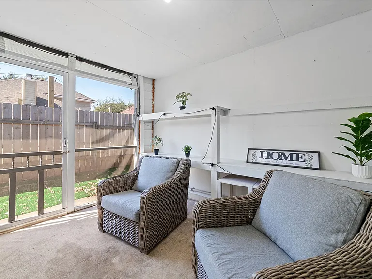 3511 Colleen Woods Cir — Photo 17