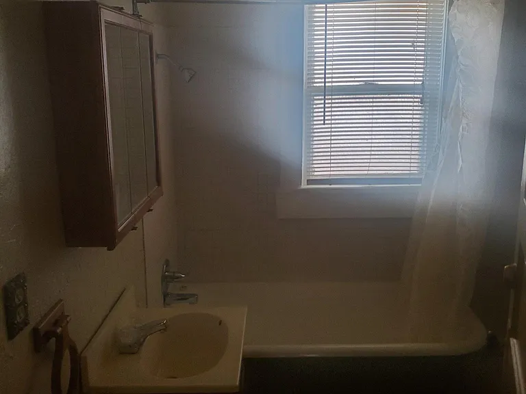 704 S Kentucky St — Photo 24