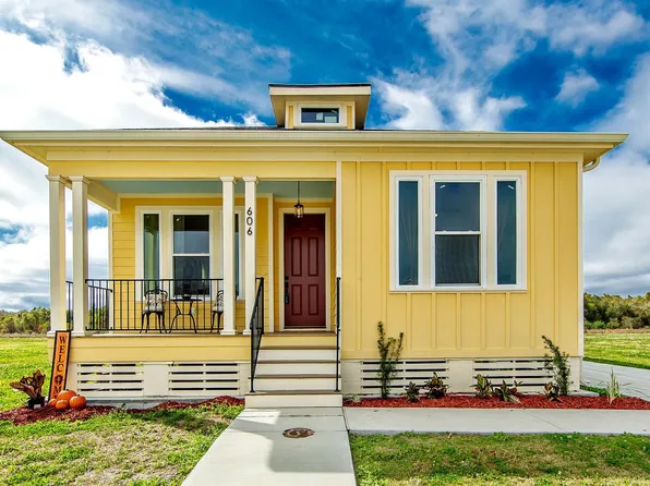 606 Jean Charles Blvd, Gray, LA 70359