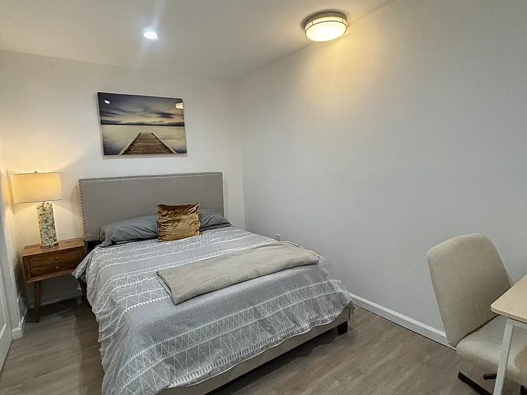 3232 Lewis Ave — Photo 15