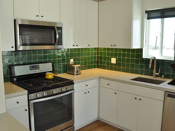 4th image of 3442 S Centinela Ave APT 15