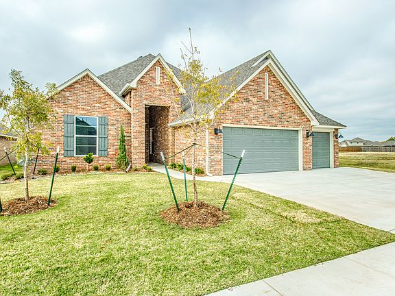 4th image of 2505 Crystal Creek Dr