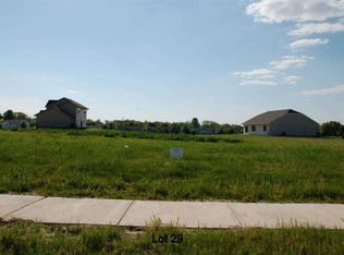 548 Water Tower Dr, Marshall, WI 53559