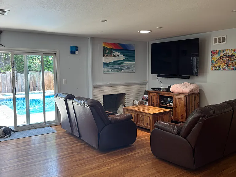 3134 Ducommun Ave #1 — Photo 8