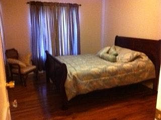 5th image of 1002 S Indiana Ave