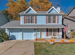 1126 NW 63rd St, Kansas City, MO 64118