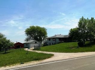 10009 Center Rd, Durand, IL 61024