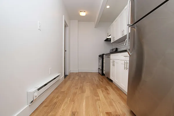 Rented by Nooklyn NYC LLC | media 9