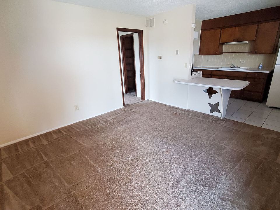 1st image of 2714 6th Ave #11