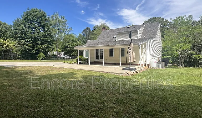 8112 Stillbreeze Dr — Photo 18
