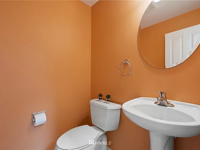 toilet on main