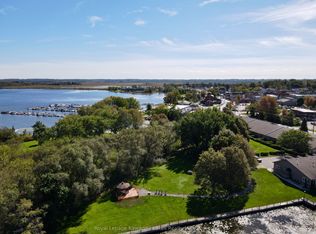 234 Water St #6, Scugog, ON L9L1C4