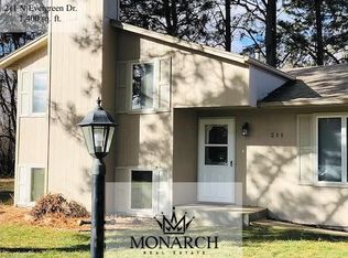 211 N Evergreen Dr, Sioux Falls, SD 57107
