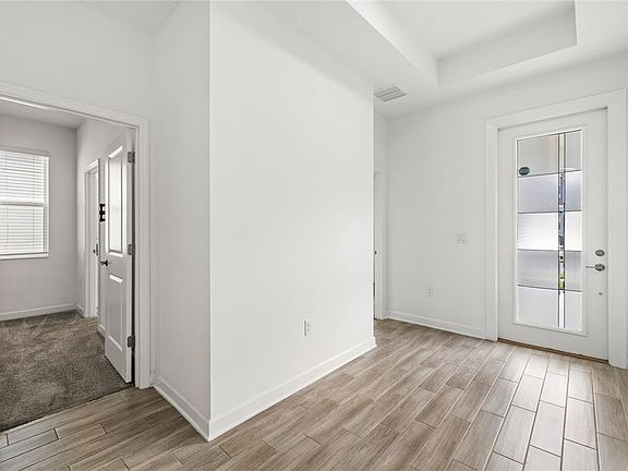 5th image of 3084 Ella Way