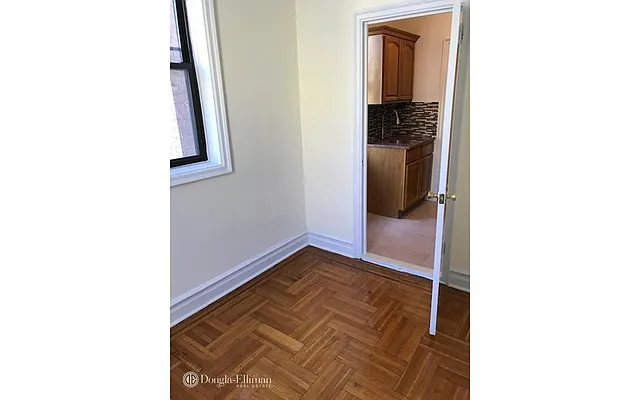 Sold by Douglas Elliman | media 19