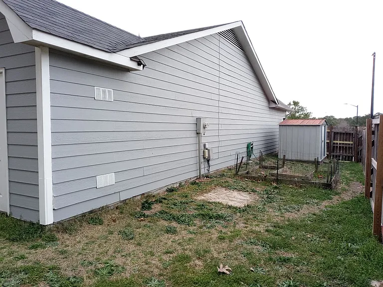 2224 Spindle Tree Dr — Photo 21