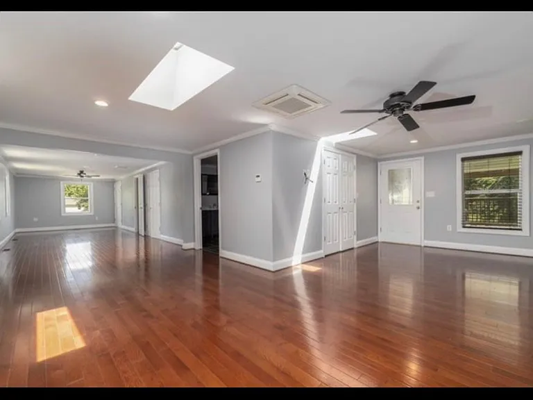 1305 Redditch Ct — Photo 3