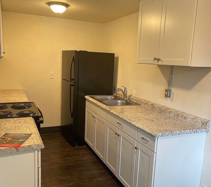 1st image of 1425-1435 Trade St SE #1425