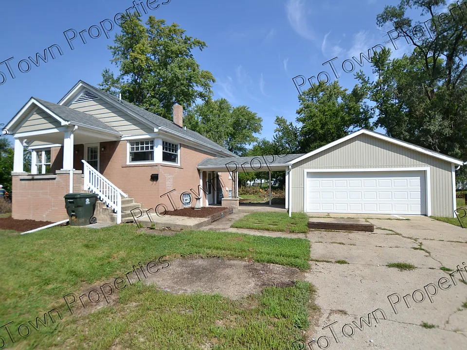 509 W Oak Ave