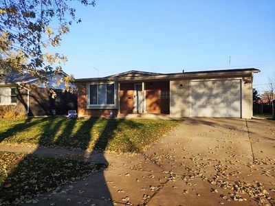 501 N Virginia Ave, Glenwood, IL, 60425