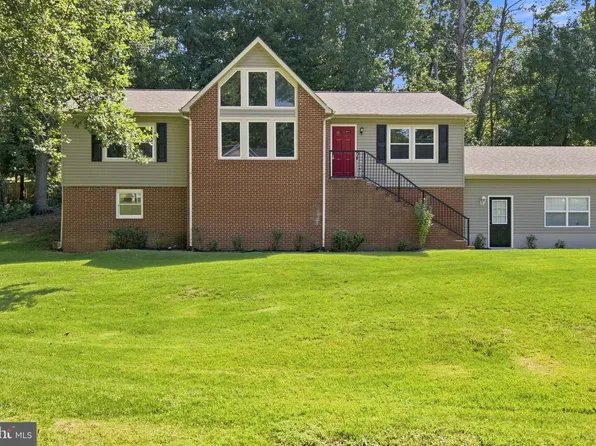 1000 Columbus Dr, Stafford, VA 22554