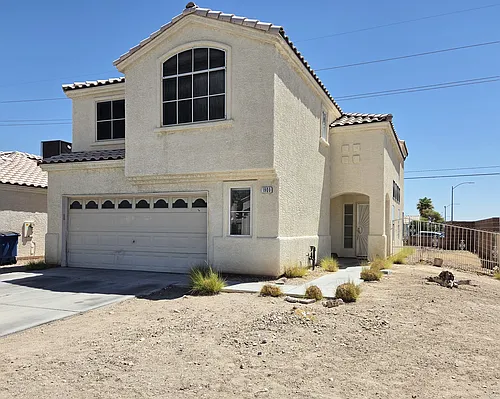 1900 Villa Vista Way Photo 1