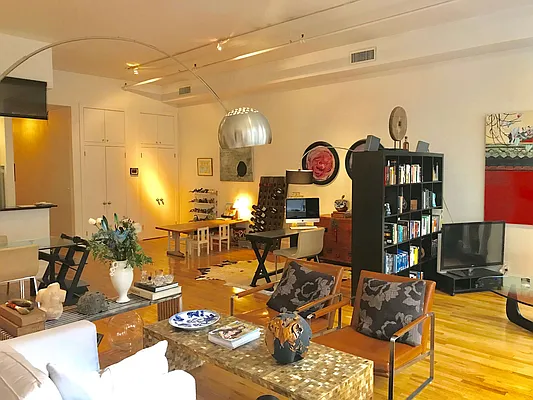 Rented by United American Land | media 18