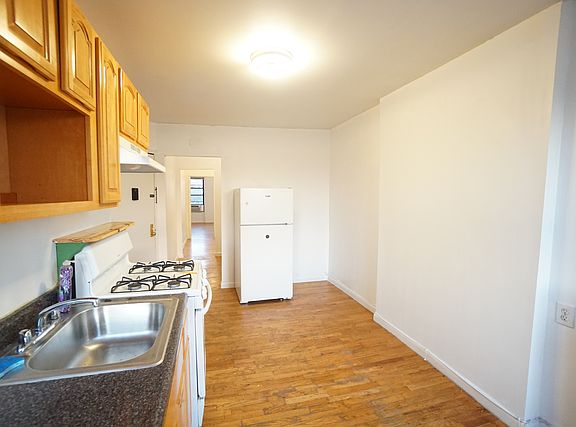 5th image of 439 3rd Ave #4B