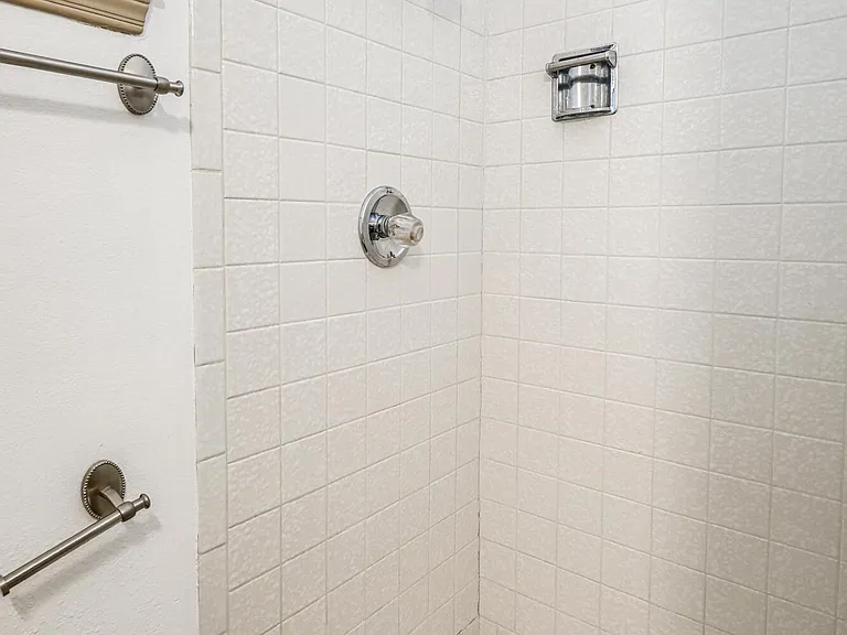 4945 Vista Grande Cir — Photo 47