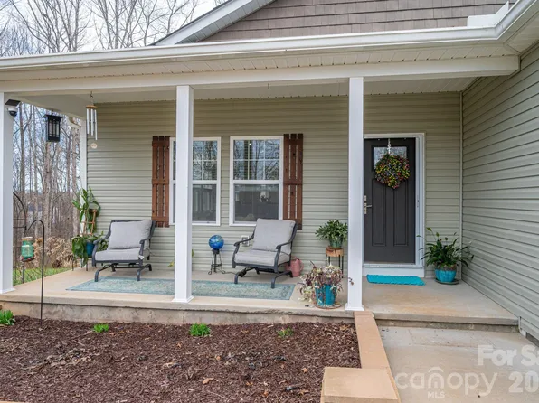 1310 Western Hills Ln, Vale, NC 28168