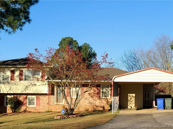 5631 Caspian Ct, Fayetteville, NC 28304