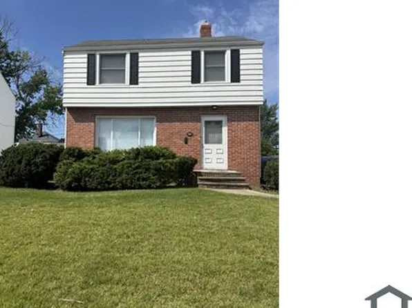 266 E 204th St, Euclid, OH 44123