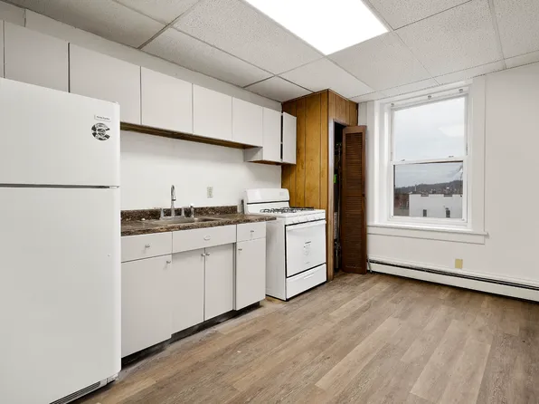 Morgan Building, 6 E Pike St APT 8, Canonsburg, PA 15317